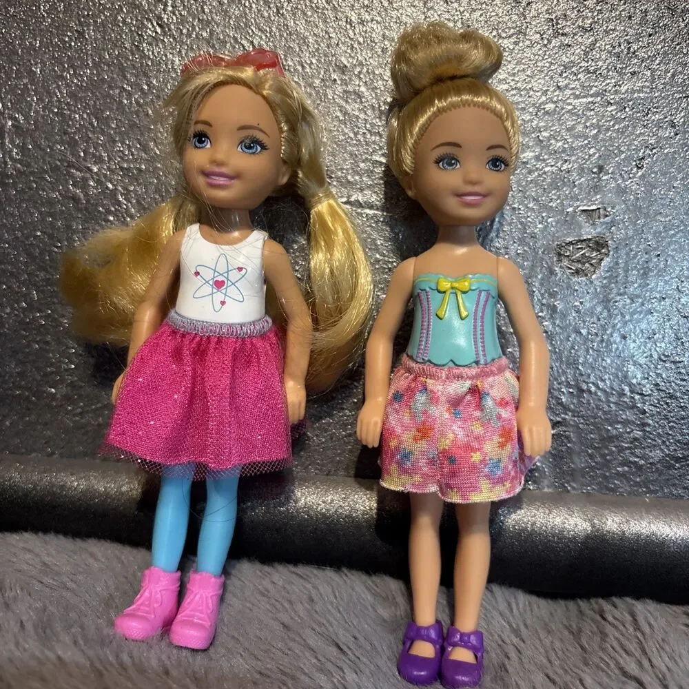 Barbie Club Chelsea Doll Blonde Hair Doll Skirt Shoes Mattel Lot Of 2 Dolls
